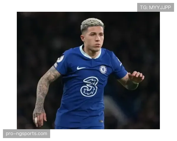 恩佐·费尔南德斯这笔天价转会，我下个月房租瞬间成了段子